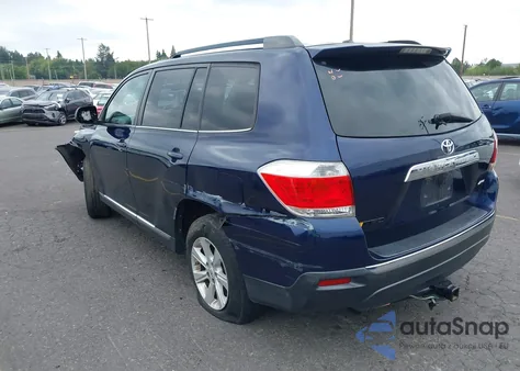 2011 Toyota Highlander Base V6 from USA, damaged, VIN 5TDBK3EH3BS058655